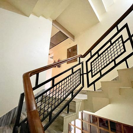 Hotel Shivam ! Varanasi होटल शिवम హోటల్ శివం ஹோட்டல் சிவம் Foreigner'S Choice ! Fully Air-Conditioned Hotel With Lift & Parking Availability, Near Kashi Vishwanath Temple, And Ganga Ghat, Best Hotel In Varanasi 2 Esterno foto