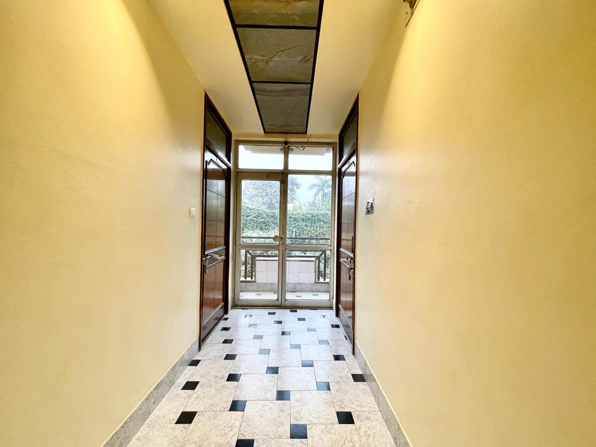 Hotel Shivam ! Varanasi होटल शिवम హోటల్ శివం ஹோட்டல் சிவம் Foreigner'S Choice ! Fully Air-Conditioned Hotel With Lift & Parking Availability, Near Kashi Vishwanath Temple, And Ganga Ghat, Best Hotel In Varanasi 2 Esterno foto